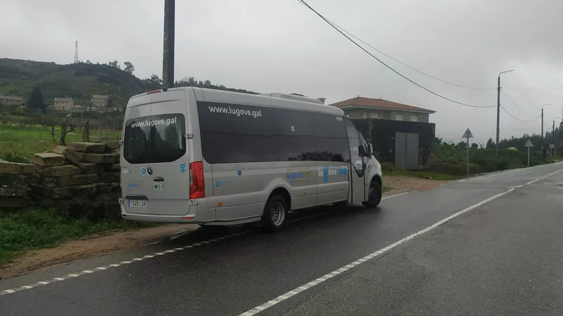 El vehículo utilizado para prestar el servicio