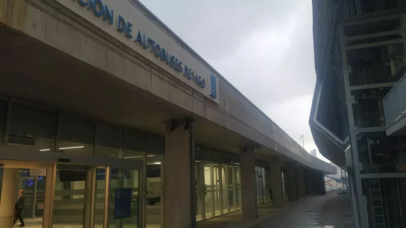 La estación en su primer día