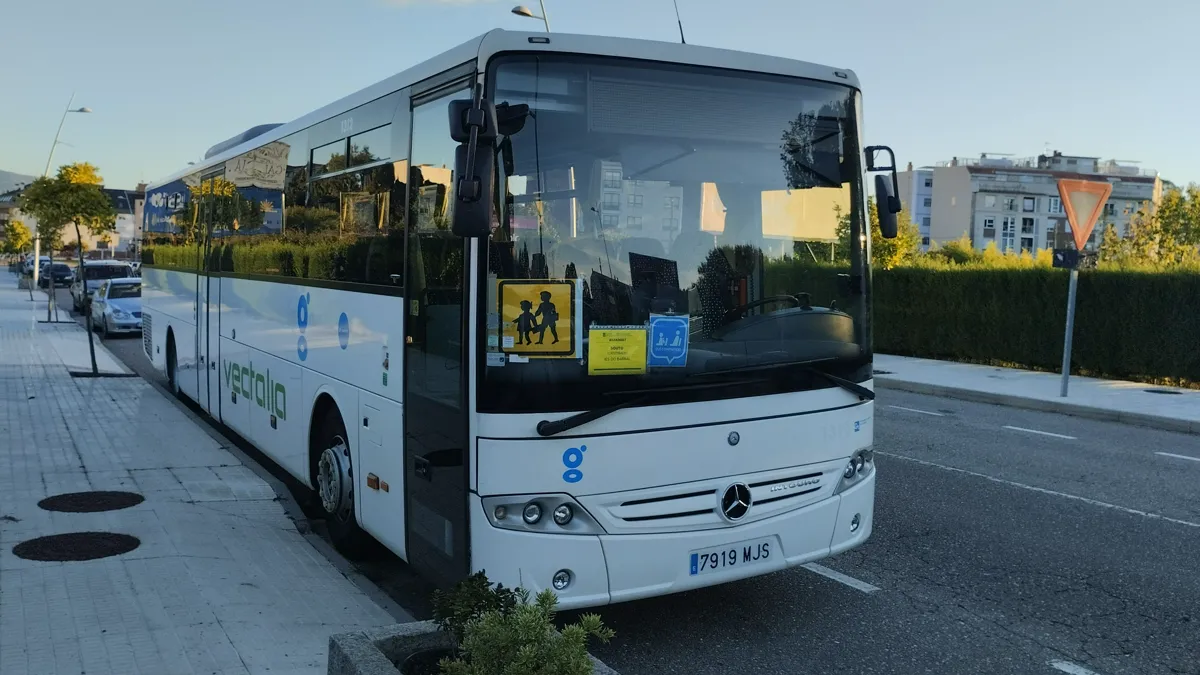 Una de las últimas adquisiciones de Lugove, destinada a transporte escolar