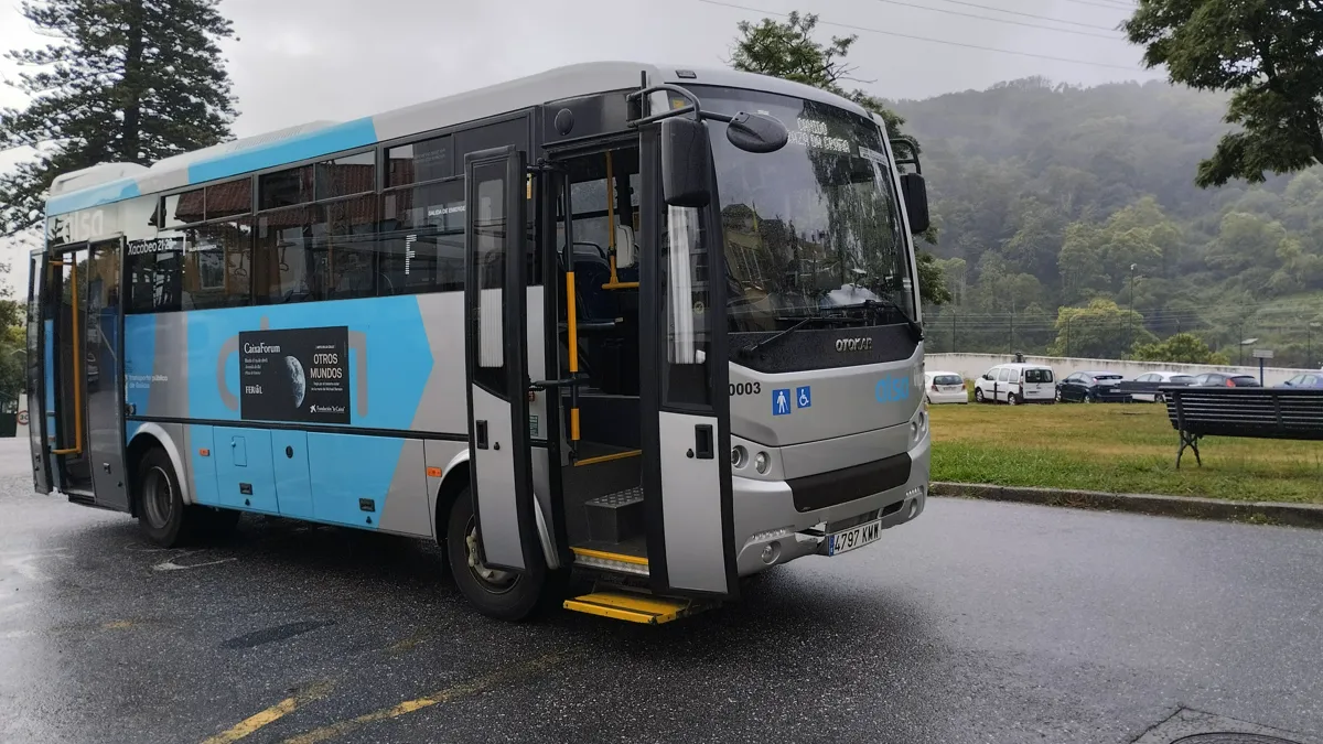 Alsa destinado al transporte público urbano de Ferrol, quien sabe si estos van a ser nuestros colores