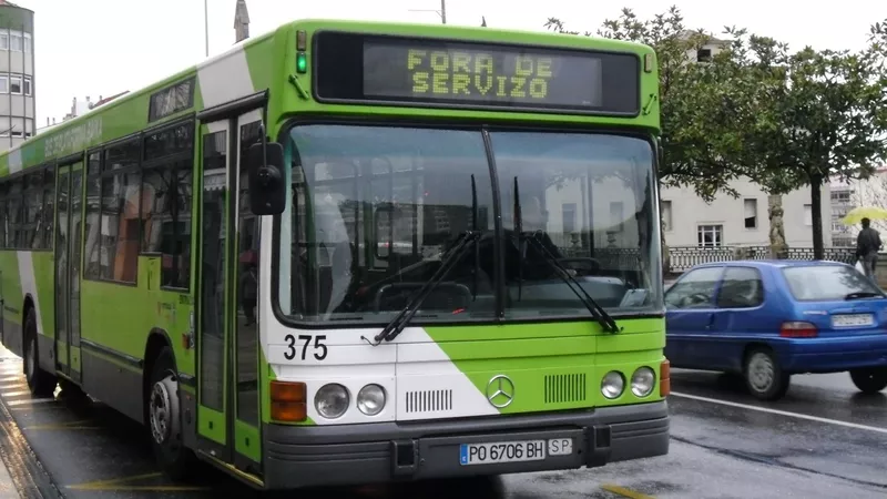 Imagen de un autobús de Vitrasa en los tiempos en los que estas cosas quedaban muy lejos, allá por 2011