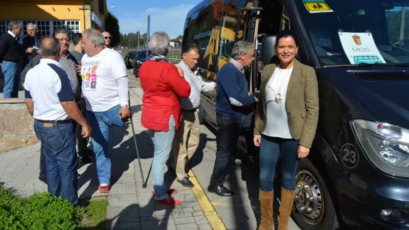 Inauguración del bus urbano de Mos. Fuente: Concello de Mos.