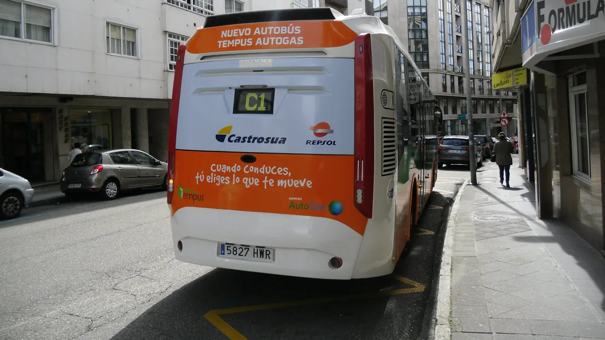 Hace 10 años Vitrasa comenzó a hacer campaña verde con autobuses eléctricos o a gas, ahora parece que quiere volver a invertir en publicidad.