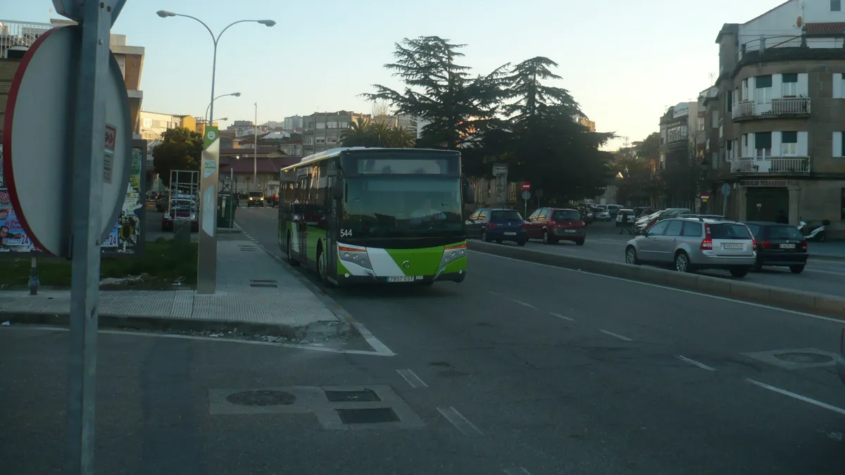 Autobús 544, esta foto se tomó el 28 de enero de 2010, en la primera semana de funcionamiento de estos autobuses, 14 años después, siguen circulando