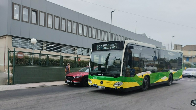 Autobús 6700, estrenado la semana pasada, y amortizado enteramente en las cuentas de este año