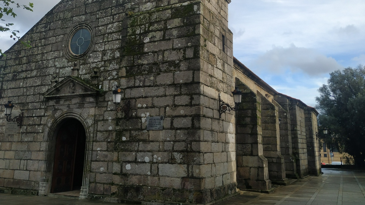 Iglesia de San Miguel de Bouzas