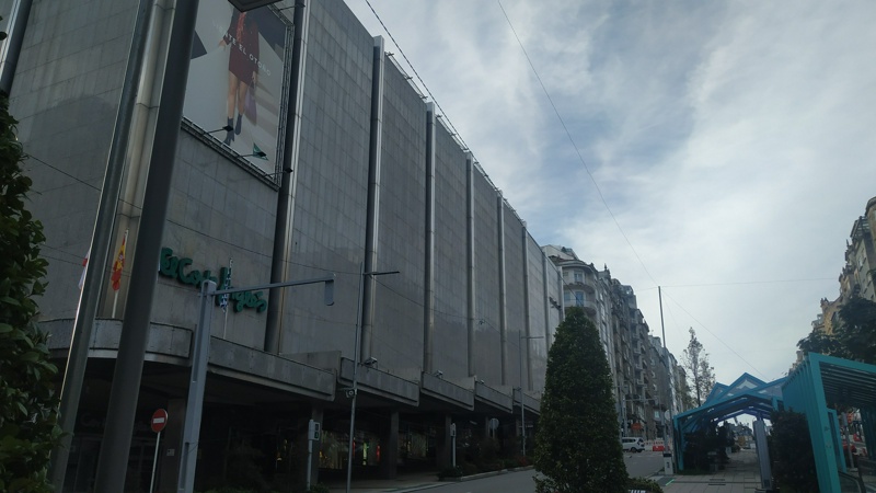 El Corte Inglés, principal centro neurálgico de la zona