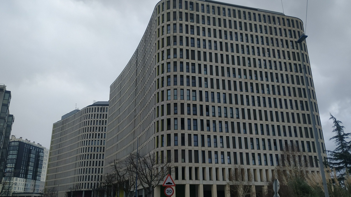 Edificios de viviendas sociales, símbolo del nuevo barrio