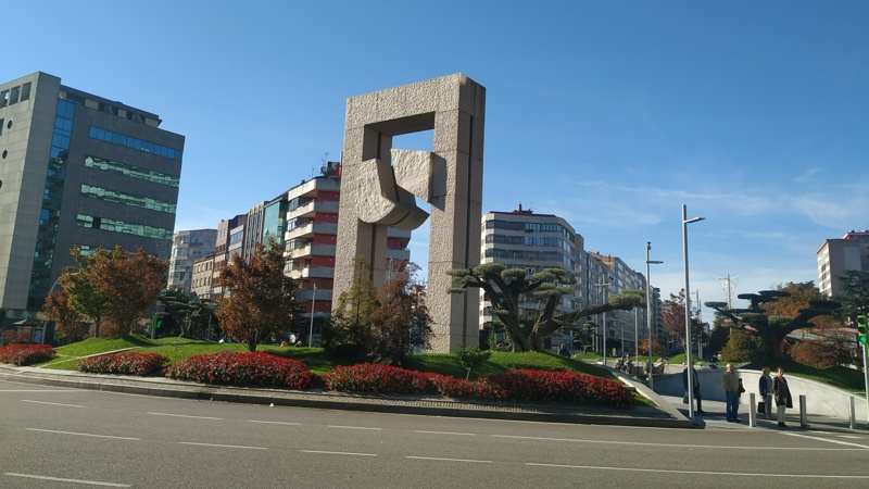Praza de América, punto neurálgico del barrio