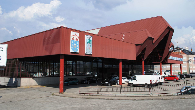 Fotografía de la Estación de Autobuses de Vigo. Autor: HombreDHojalata (Wikimedia Commons) licenciada bajo CC BY-SA 3.0.