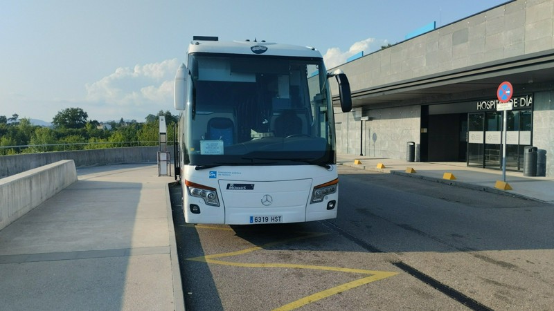 Autobús de la línea de Vigo a Salvaterra, integrada en el transporte metropolitano de Vigo