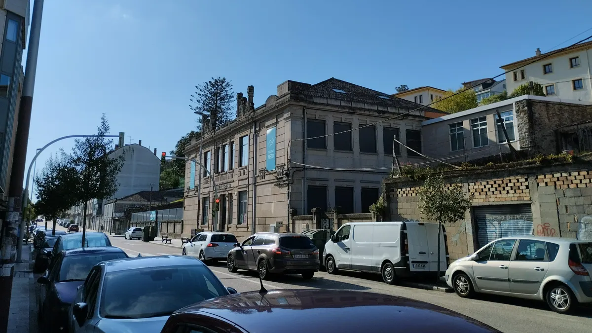 Escuelas Nieto, escuela fundada por Ramón Nieto Otero y por lo que se le dio el nombre a la calle donde se encuentra