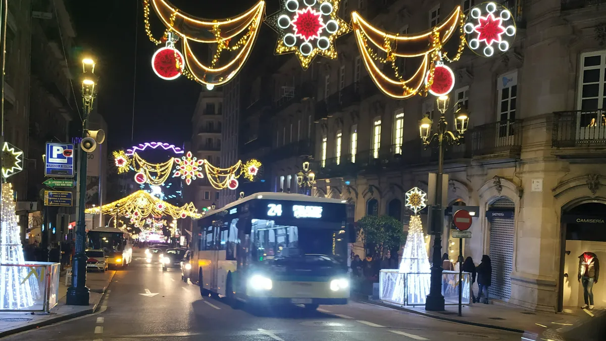 Autobús de Vitrasa durante las navidades de 2019