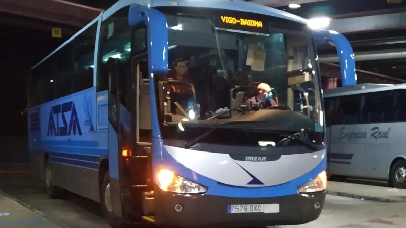 El último ATSA en la estación de autobuses de Vigo, a punto de salir.