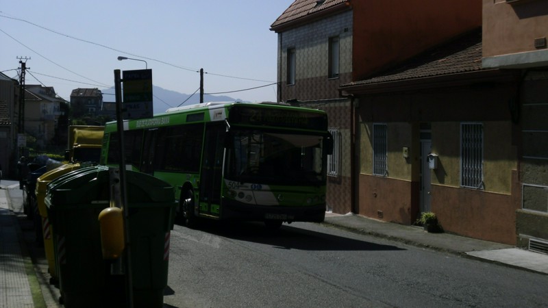 Autobús de la línea 24 en la calle Cantabria, en la época en la que todavía pasaba cada 30 minutos